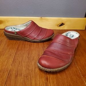 El Naturalista Recyclus Ella Clogs
